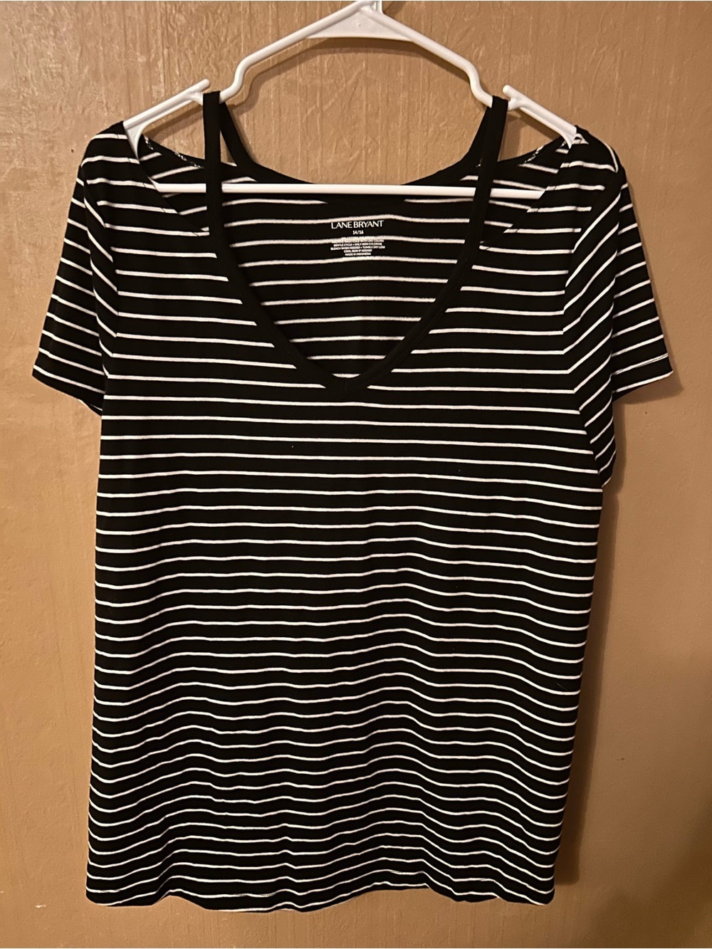 Lane Bryant Black & White Striped V-Neck Top